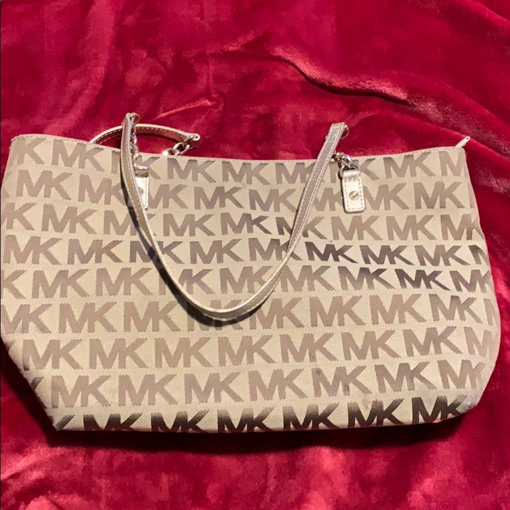 Michael Kors Handbag used